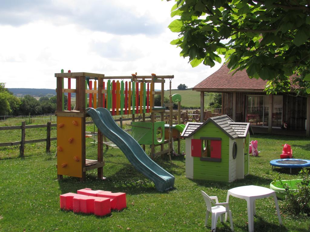 Le Trot'In Chair Bed and Breakfast Martigny-le-Comte Exterior foto