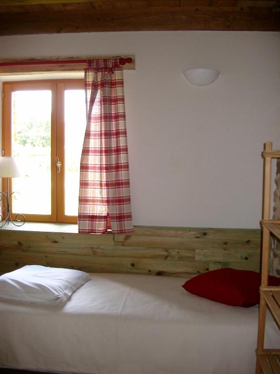 Le Trot'In Chair Bed and Breakfast Martigny-le-Comte Habitación foto