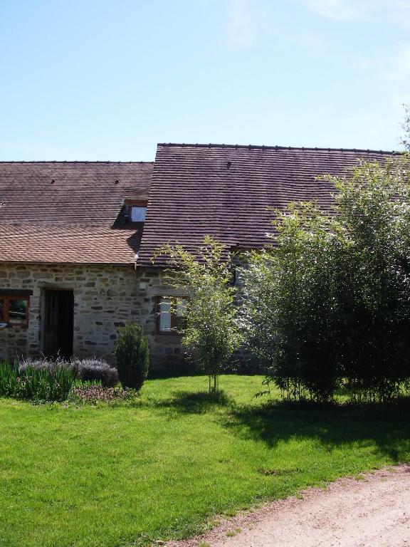 Le Trot'In Chair Bed and Breakfast Martigny-le-Comte Exterior foto